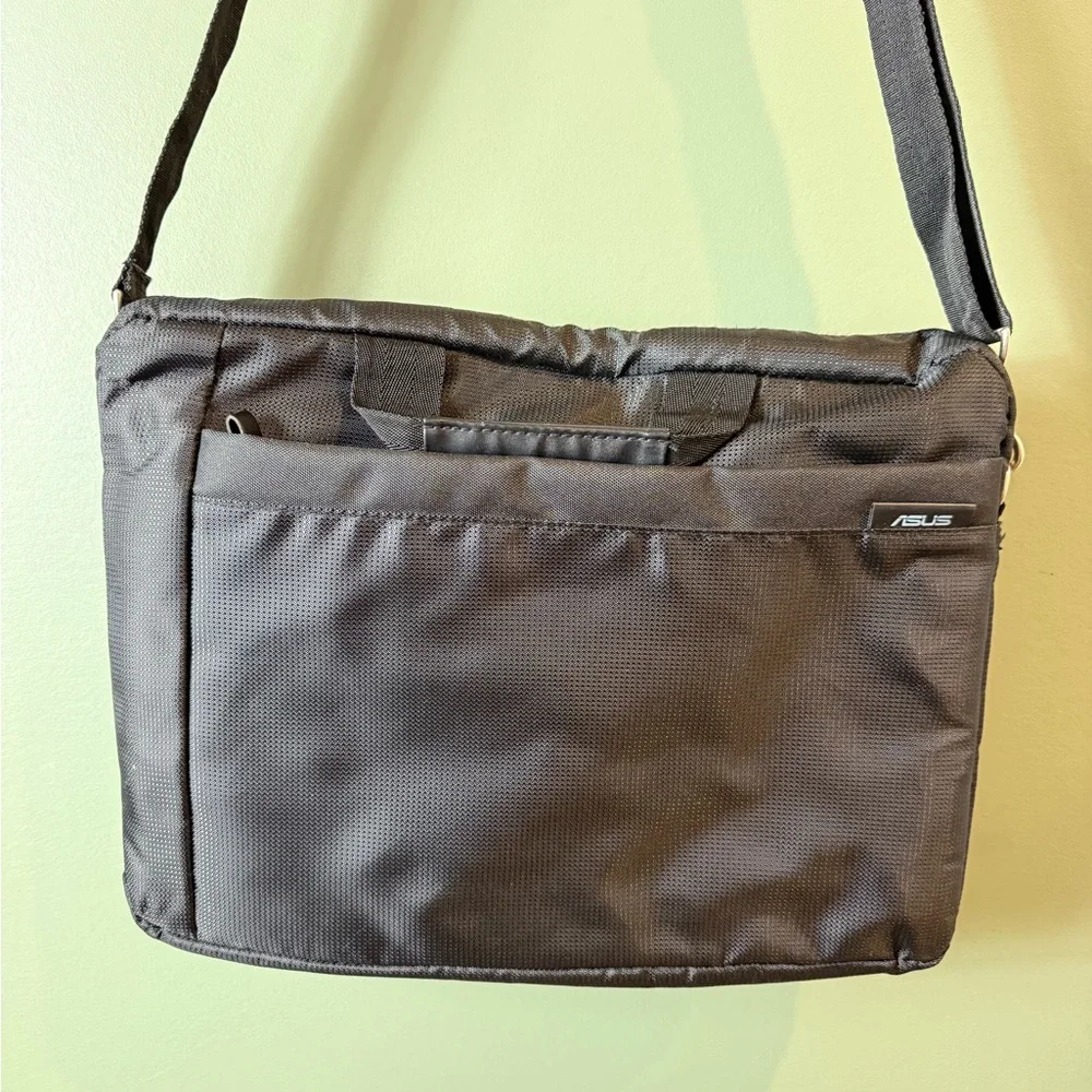 ASUS Black Laptop Shoulder Bag with Front Pocket